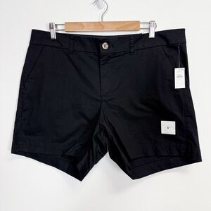Old Navy Everyday Shorts Womens Size 14 Black Solid Cotton Spandex Mid Rise NWT